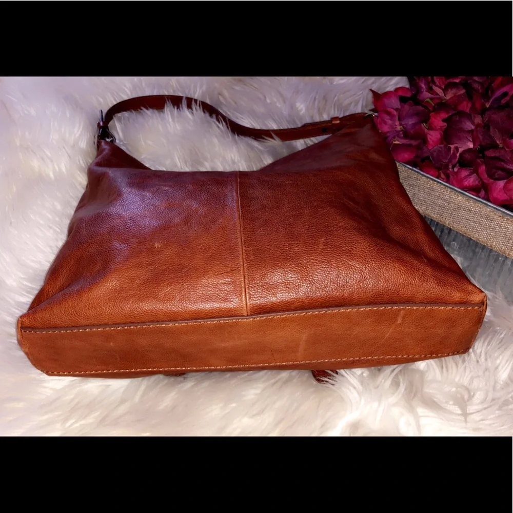 FOSSIL Brown Leather Hobo Shoulder Bag